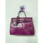 Classic Kelly bag made of washed, thickened vegetable-tanned leather